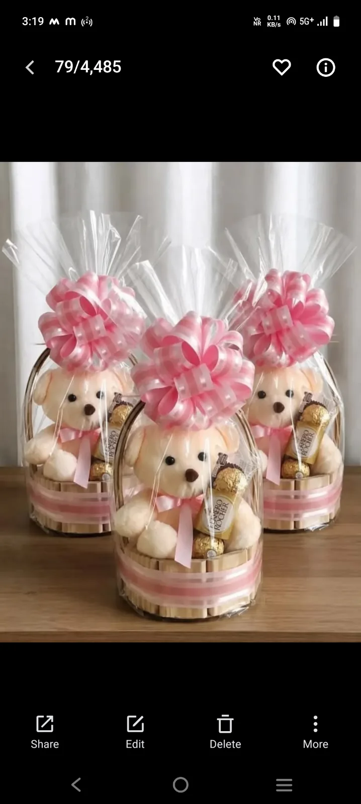 Cuddle &crunch gift bag